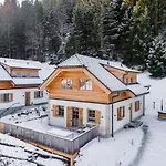 Chalet Ahorn Mountainlodge *