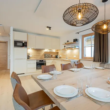 Ahorn Mountainlodge شاليه