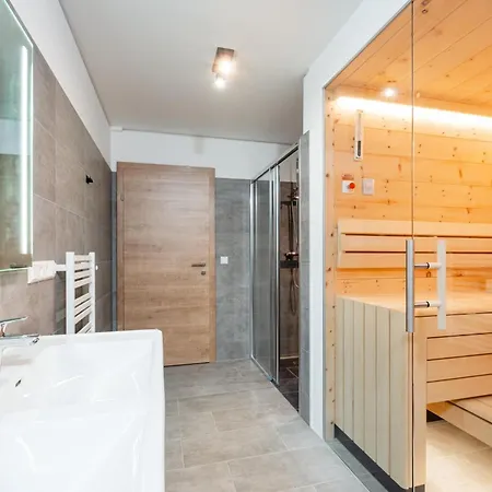 Ahorn Mountainlodge Chalet *